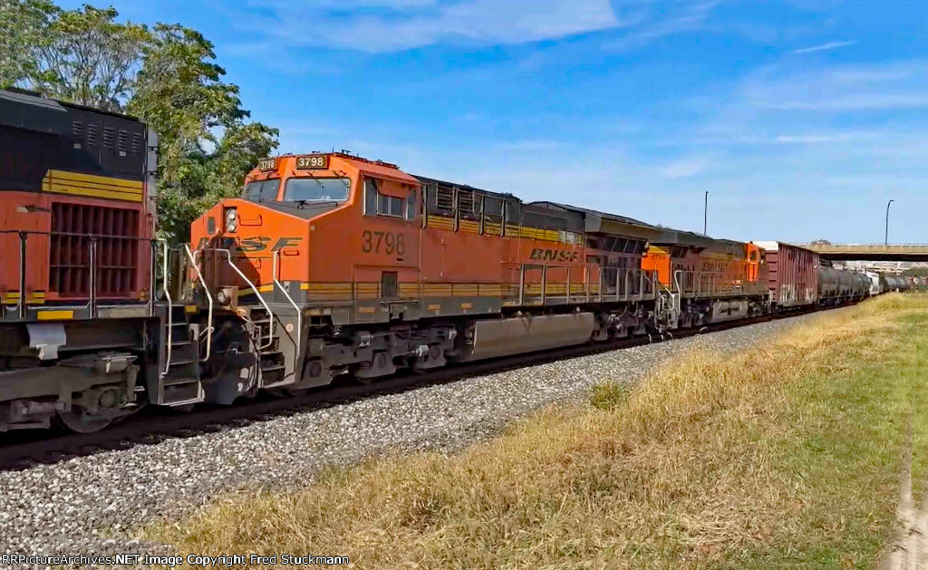 BNSF 3798